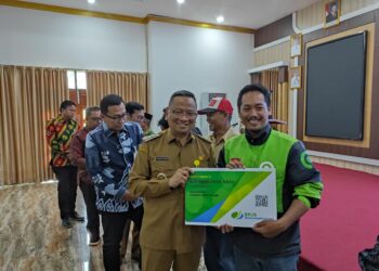Puluhan Ribu Pekerja Rentan Tabalong Terima Asuransi Ketenagakerjaan dari Pemkab