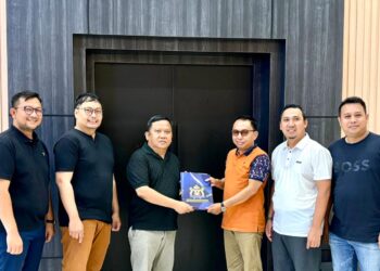 Lengkapi Berkas, H Rahmani “Oyonk” Resmi Maju dalam Perebutan Kursi Ketua Kadin Tabalong