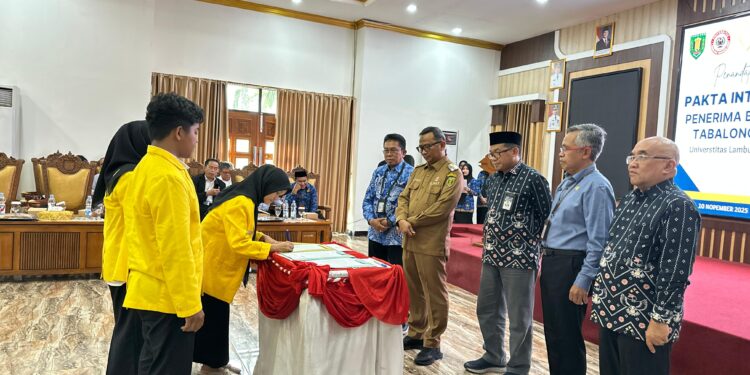 H Fani : Bukan Hadiah, Beasiswa Tabalong Smart Adalah Amanah
