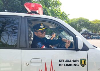 Bupati Lepas 10 Mobil Ambulans PSC 119 Kelurahan