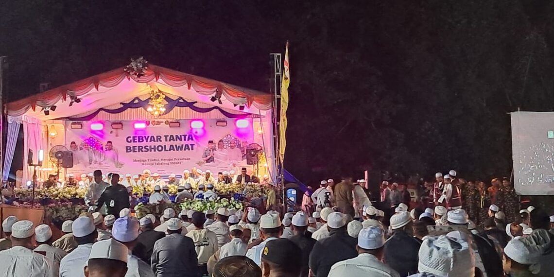 Gebyar Tanta Bershalawat Dihadiri Ribuan Jamaah