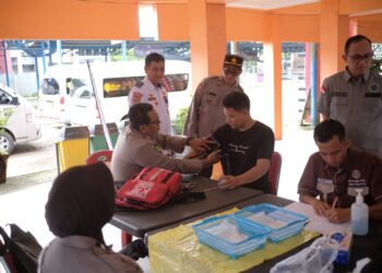 Pastikan Mudik Aman, Polres Tabalong  Tes Urine hingga Cek Kelayakan Bus