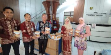 Angkat Kearifan Lokal dan Keterampilan Warga, Dispersip Tabalong Lahirkan Dua Buku Karya Masyarakat