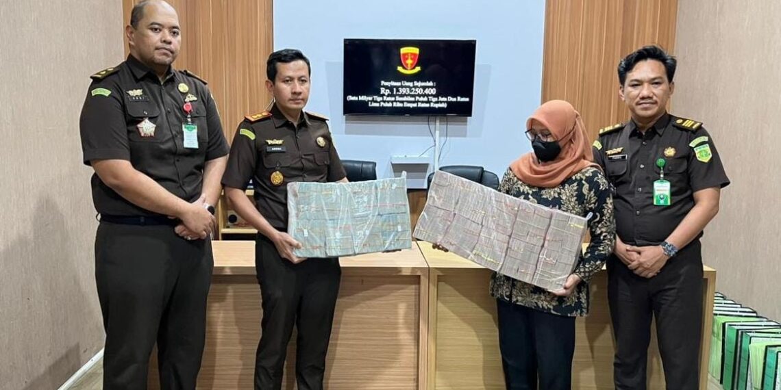 Rp 1,3 Miliar Hasil Dugaan Korupsi di Bank BUMN Tabalong Disita Kejaksaan