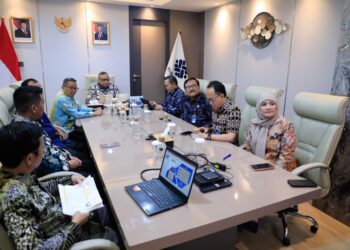 Bupati Diskusikan Tenaga Terampil di Tabalong dengan Wamenaker RI