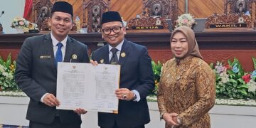 7 Fraksi Setujui 2 Raperda, Ketua DPRD Tabalong Pinta BPD Kalsel Dukung Permodalan UMKM
