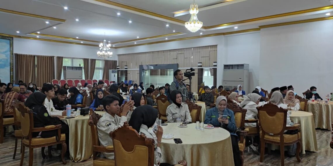 Refleksi Program 1.000 Sarjana Tabalong Smart di Milad HMI