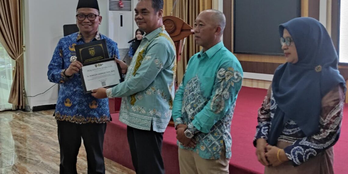 Isi Hari Tua, Bupati Tabalong Sarankan Pensiunan ASN Bertani atau Berwirausaha