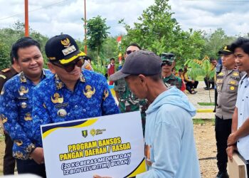 Bunga Desa, Bupati Tabalong “Ngantor” di Desa Uwie