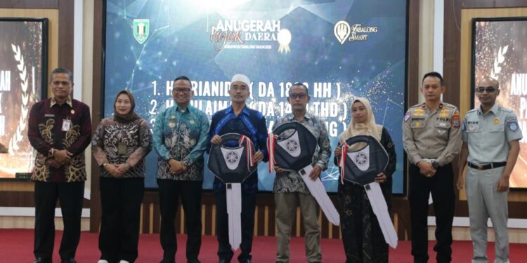 Pemkab Tabalong Bagi-Bagi Motor di Anugerah Pajak Daerah