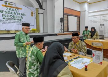 Salurkan Zakat Harta ke Baznas, H Fani: Kita Ingin Beri Contoh