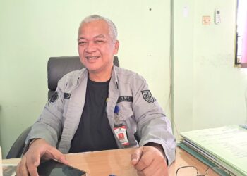 DLH Tabalong Mengaku Belum Temukan Sumber Masalah Sungai Jaing yang Menghitam