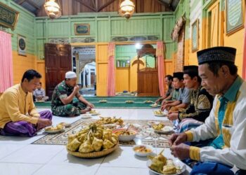 Merawat Tradisi Lebaran Ketupat di Simpung Layung
