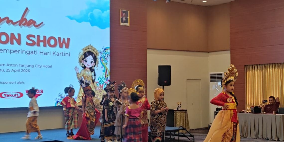 Bangun Percaya Diri Anak, Aston Tanjung City Hotel Gelar Fashion Show Hari Kartini