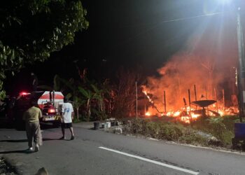 Rumah di Samping Kantor Desa Pangelak Ludes Dilalap Api