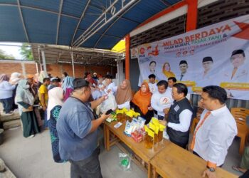 Bantu Ketahanan Pangan Warga Tabalong, PKS Gelar Pasar Murah