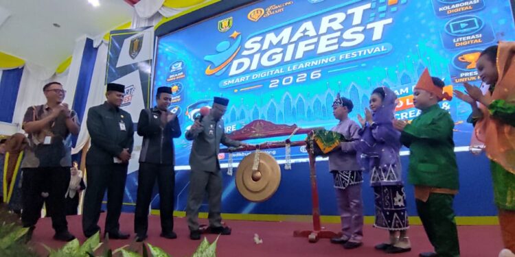 Bupati Tabalong Dorong Sekolah Jadi Rujukan Google