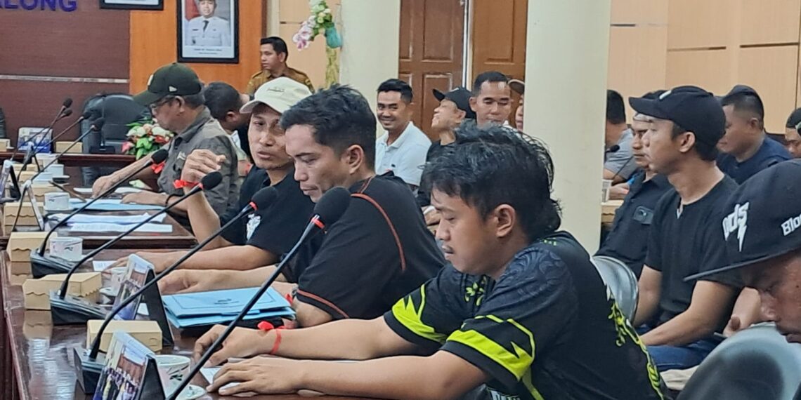 Tumpahkan Uneg-Uneg ke Dewan, Perwakilan Sopir Truk Beberkan Sengkarut Bio Solar di Tabalong