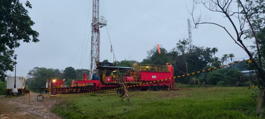Secara rutin Pertamina EP Tanjung melakukan perawatan terhadapa sumur minyak yang mereka miliki