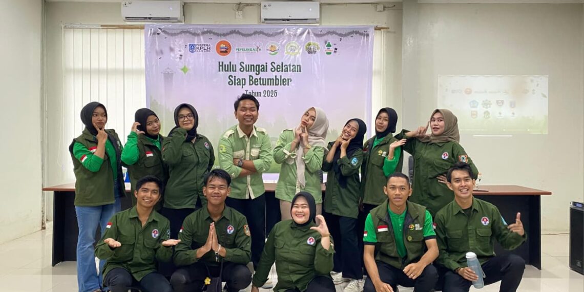 Kiprah Anak Muda Kalsel: Tolak Tunduk pada Plastik, Ubah Wajah Sekolah lewat Tumbler