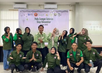 Kiprah Anak Muda Kalsel: Tolak Tunduk pada Plastik, Ubah Wajah Sekolah lewat Tumbler