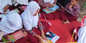 Dukung 7 Program Prioritas Bupati, Dispersip Tabalong Hadirkan Literasi Ceria di Program “Bunga Desa” di Padangin