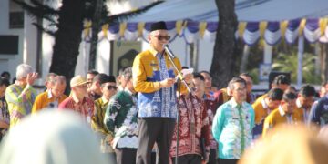 H Fani: Ayah, Letakkan Gawai dan Peluk Anak Kita