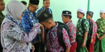 Ringankan Beban Orang Tua, Pemkab Tabalong Bakal Gratiskan Seragam dan Alat Tulis Siswa SD-SMP