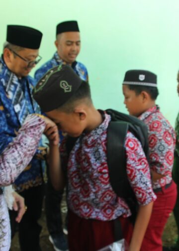 Ringankan Beban Orang Tua, Pemkab Tabalong Bakal Gratiskan Seragam dan Alat Tulis Siswa SD-SMP