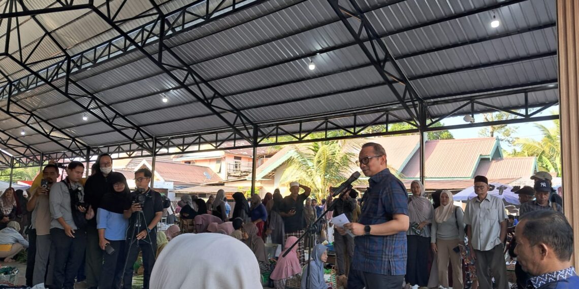 Rubah Citra Pasar Tradisional, H Fani Launching Pasar Bangkit Jangkung
