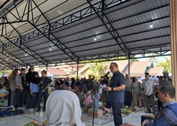 Rubah Citra Pasar Tradisional, H Fani Launching Pasar Bangkit Jangkung