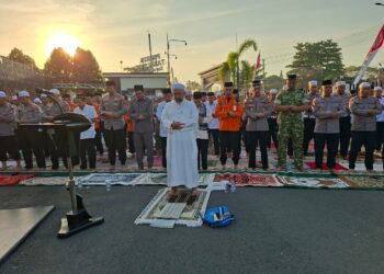 Kemarau Panjang, Polres Tabalong Gelar Sholat Istisqo dan Doa Bersama
