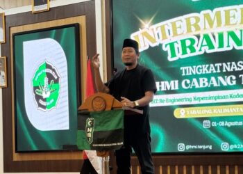 Tutup LK II HMI Cabang Tanjung, Kadarisman: Kritik Harus Berbasis Intelektualitas dan Beretika