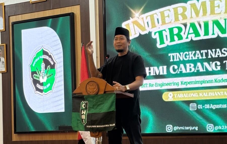 Tutup LK II HMI Cabang Tanjung, Kadarisman: Kritik Harus Berbasis Intelektualitas dan Beretika