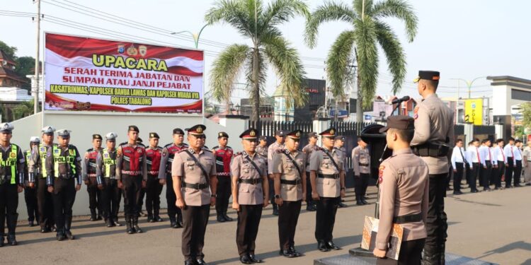 Polres Tabalong Gelar Sertijab, Dua Kapolsek dan Kasatbinmas Resmi Berganti