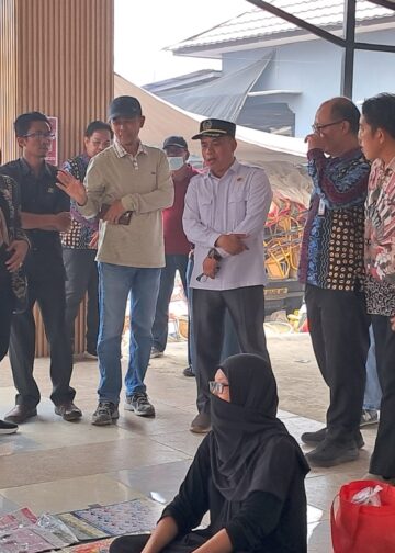 Tinjau 2 Pasar, Komisi ll DPRD Tabalong Terima Aspirasi Pedagang