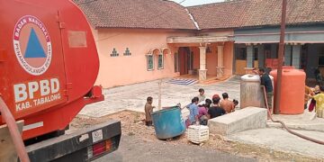 Krisis Air Bersih di Desa Ribang, BPBD Tabalong Salurkan Puluhan Ribu Liter Air