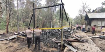 Satu Rumah Hangus Kebakaran di RT 04 Desa Warukin