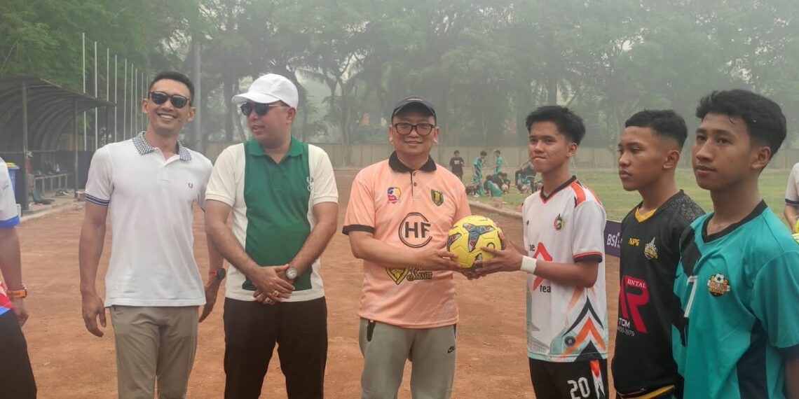 Bupati Tabalong H Fani Buka Turnamen Bola Antar Kecamatan