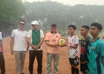Bupati Tabalong H Fani Buka Turnamen Bola Antar Kecamatan