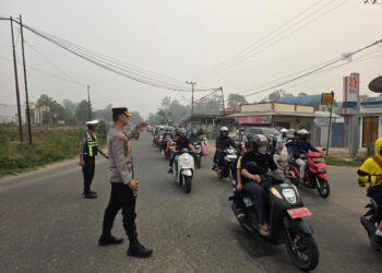 Kapolres Tabalong Turun Jalan Memimpin Pengaturan Lalu Lintas