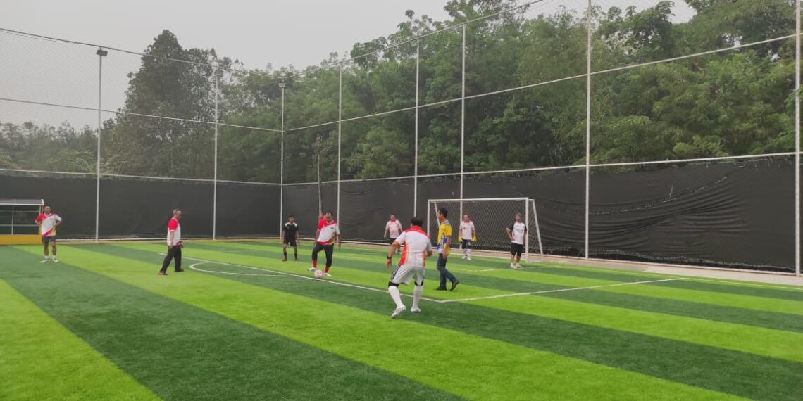 H Fani dan Habib Taufan Main Minisoccer Bersama