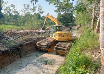 Dinas PUPR Tabalong Normalisasi Anak Sungai Sepanjang 48 Km
